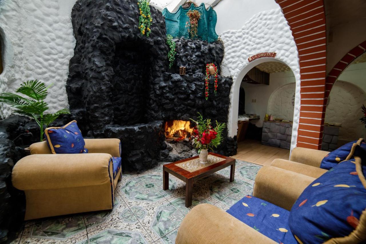 Carlos V Hotel Cusco Ngoại thất bức ảnh